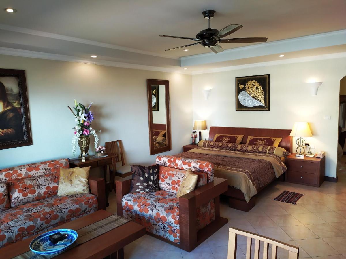 View Talay Residence 4 Джомтиен Бийч Екстериор снимка
